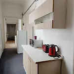 Just 3 Min Walk Old Town Center Private E *