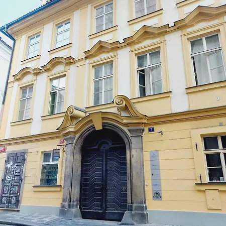 Just 3 Min Walk Old Town Center Private E Lejlighed *