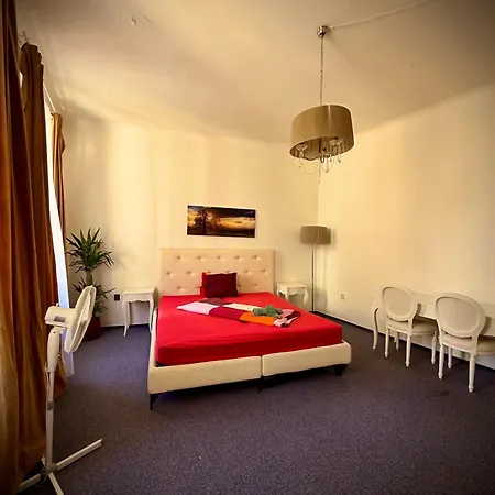 Just 3 Min Walk Old Town Center Private E Privat bolig Prag