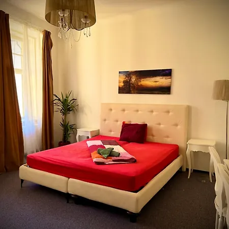 Just 3 Min Walk Old Town Center Private E Privat bolig