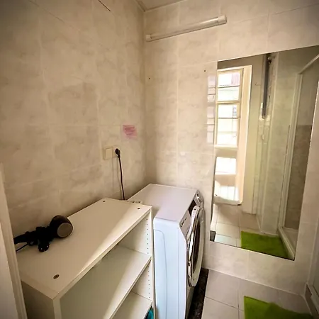 Just 3 Min Walk Old Town Center Private E Privat bolig