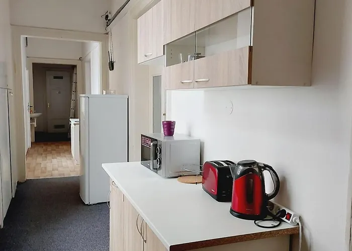 Just 3 Min Walk Old Town Center Private E *