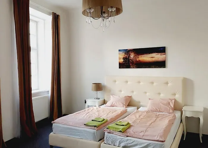 Just 3 Min Walk Old Town Center Private E * Praha